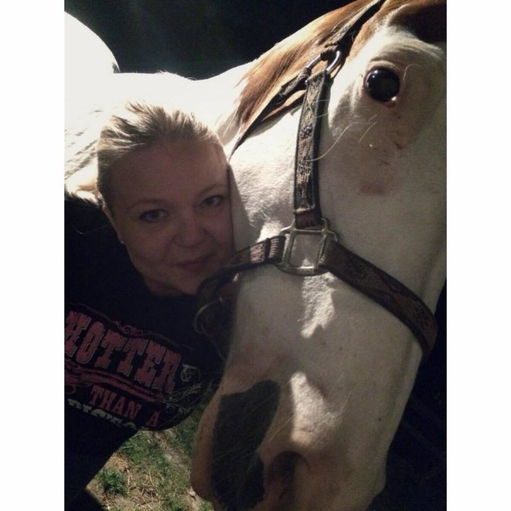 Meet your Posher, Nena